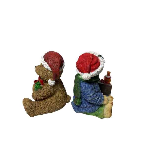 lot of 2 Vintage Resin Christmas Bear Figurines Jack in the Box Wreath Unbranded - Picture 4 of 6